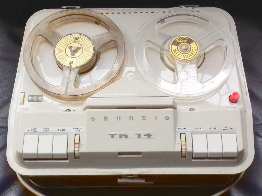 Grundig TK 14 Portable valve mono reel to reel recorder – Wired Wood