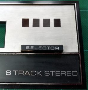 8 track cartridge player