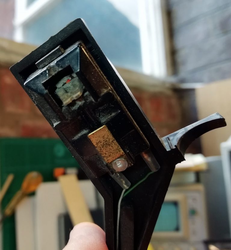 Fidelity FE 42 portable record player Wired Wood