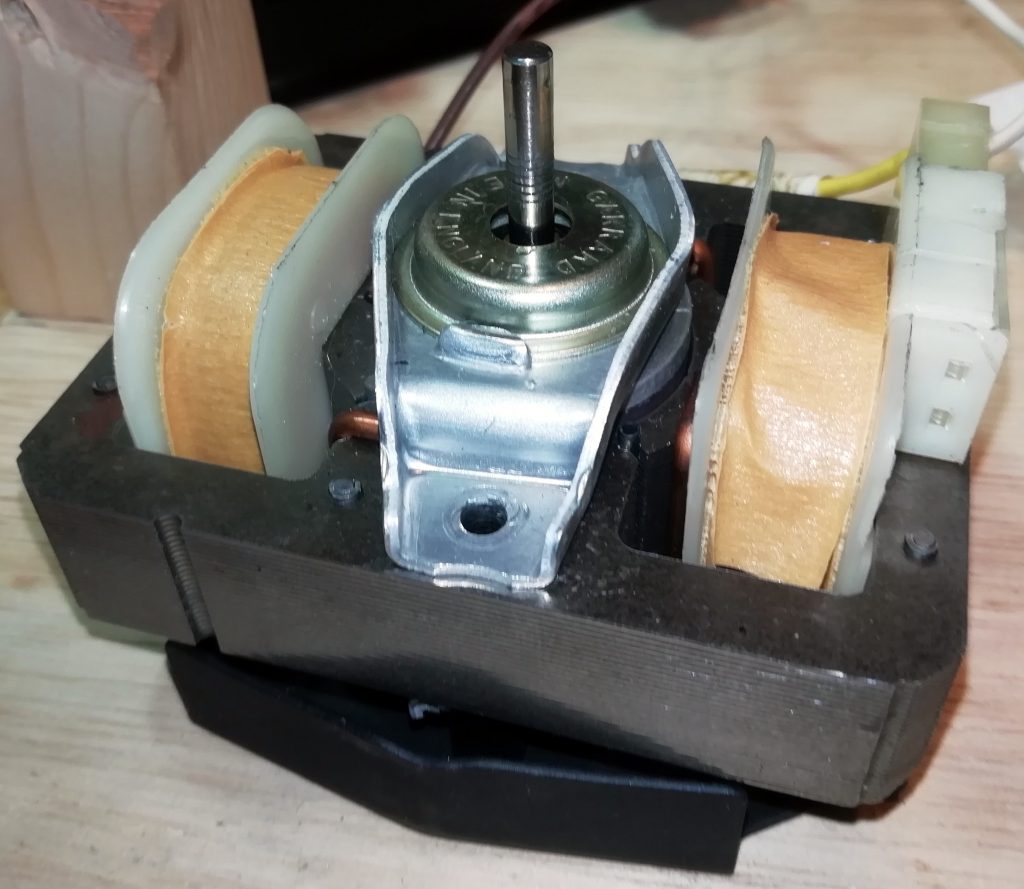 Synchro-lab motor assembled