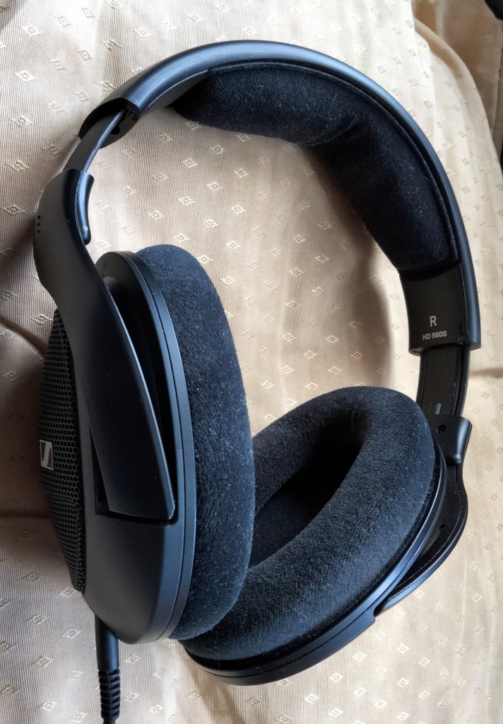 Sennheiser HD 560s